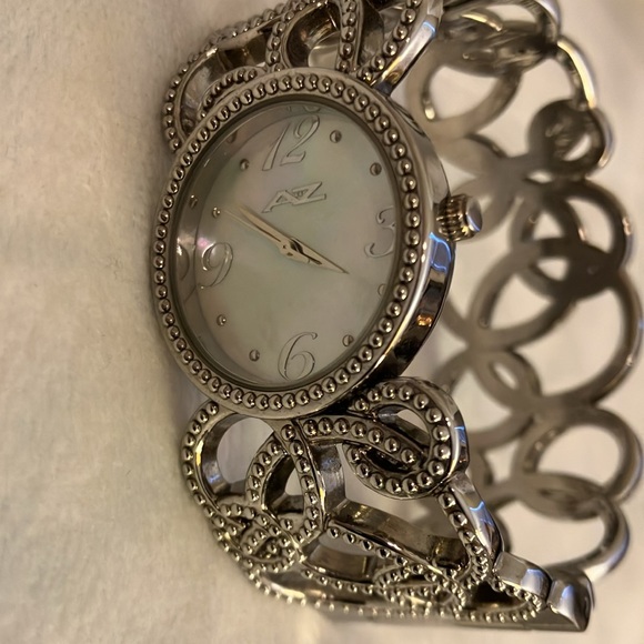 AZ cuff Watch - Picture 2 of 2